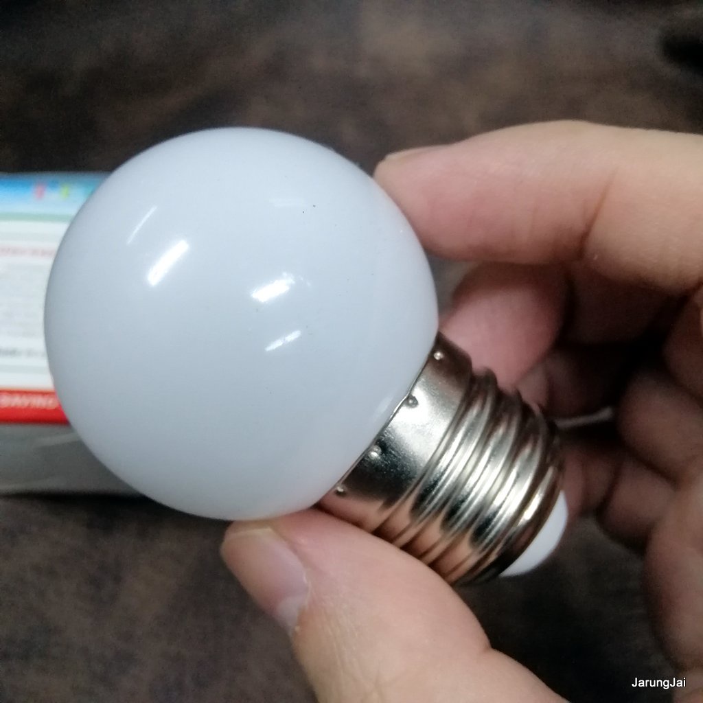 หลอดปิงปอง LED 3w แสงเหลือง เป็น PVC ตกไม่แตก ขั้วมาตรฐาน E27 หลอดไฟ led