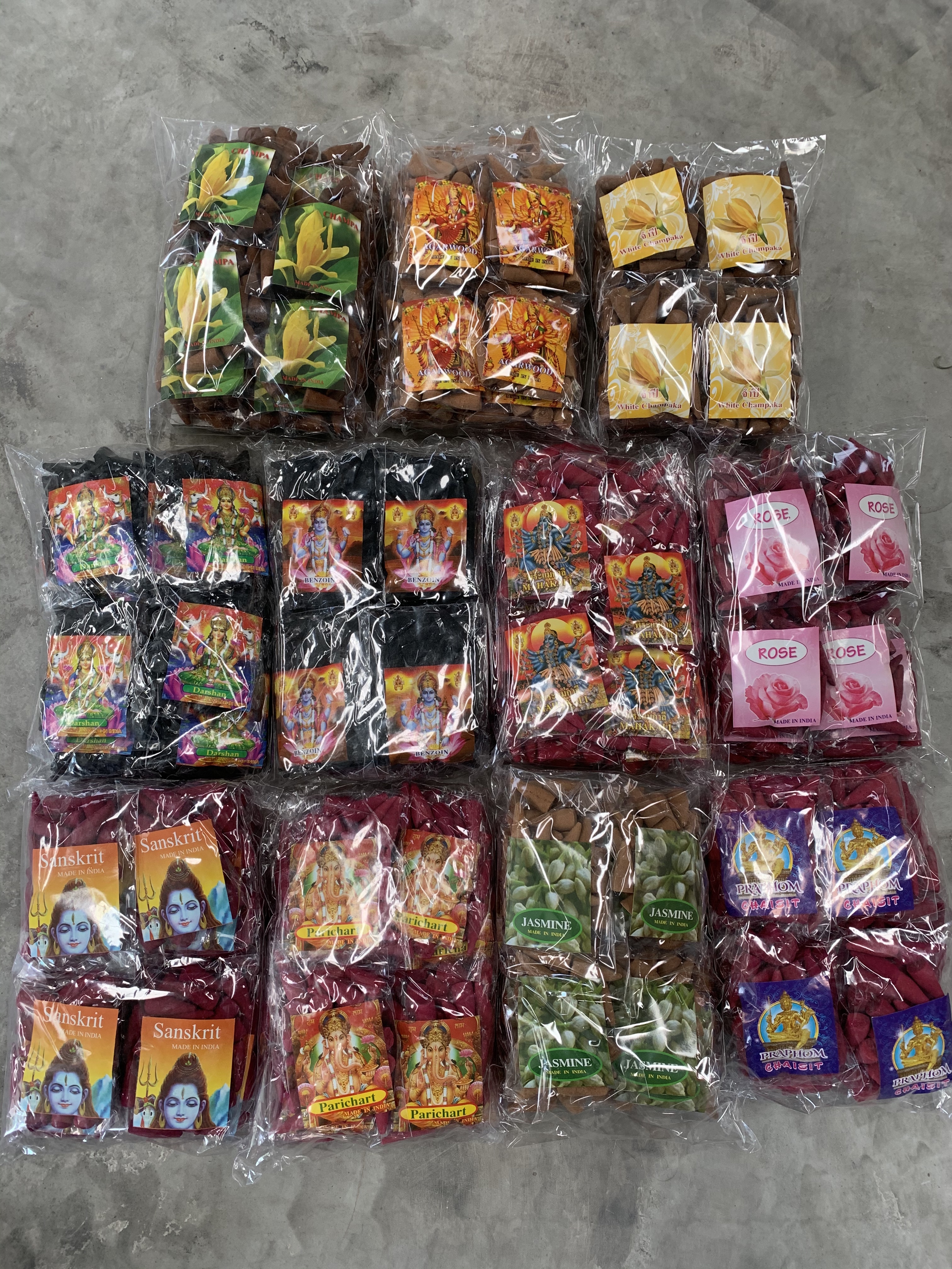 กำยานหอม(ถุงละ 12 ห่อๆละ 25 เม็ด)
