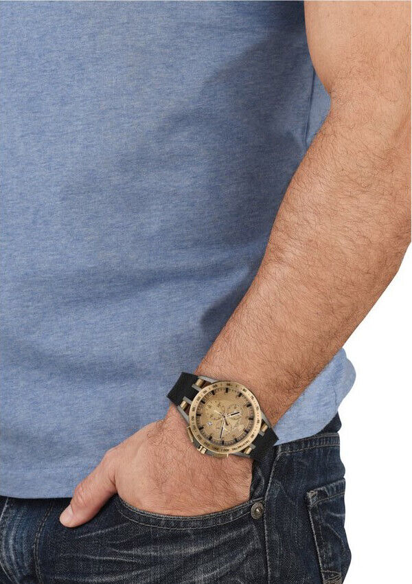 Versace VE3E00421 นาฬิกาผู้ชาย Chrono Quartz Men's Watch