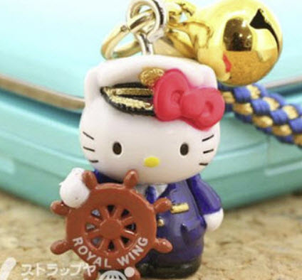 คิตตี้ในชุดกัปตันเรือสำราญ