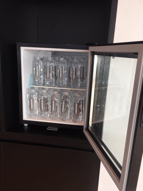 Mini Bar Glass Door Mini Bar Hotel มินิบาร์โรงแรม,ตู้เย็นเล็ก,ประตูกระจกใส,ตู้เย็นโรงแรม