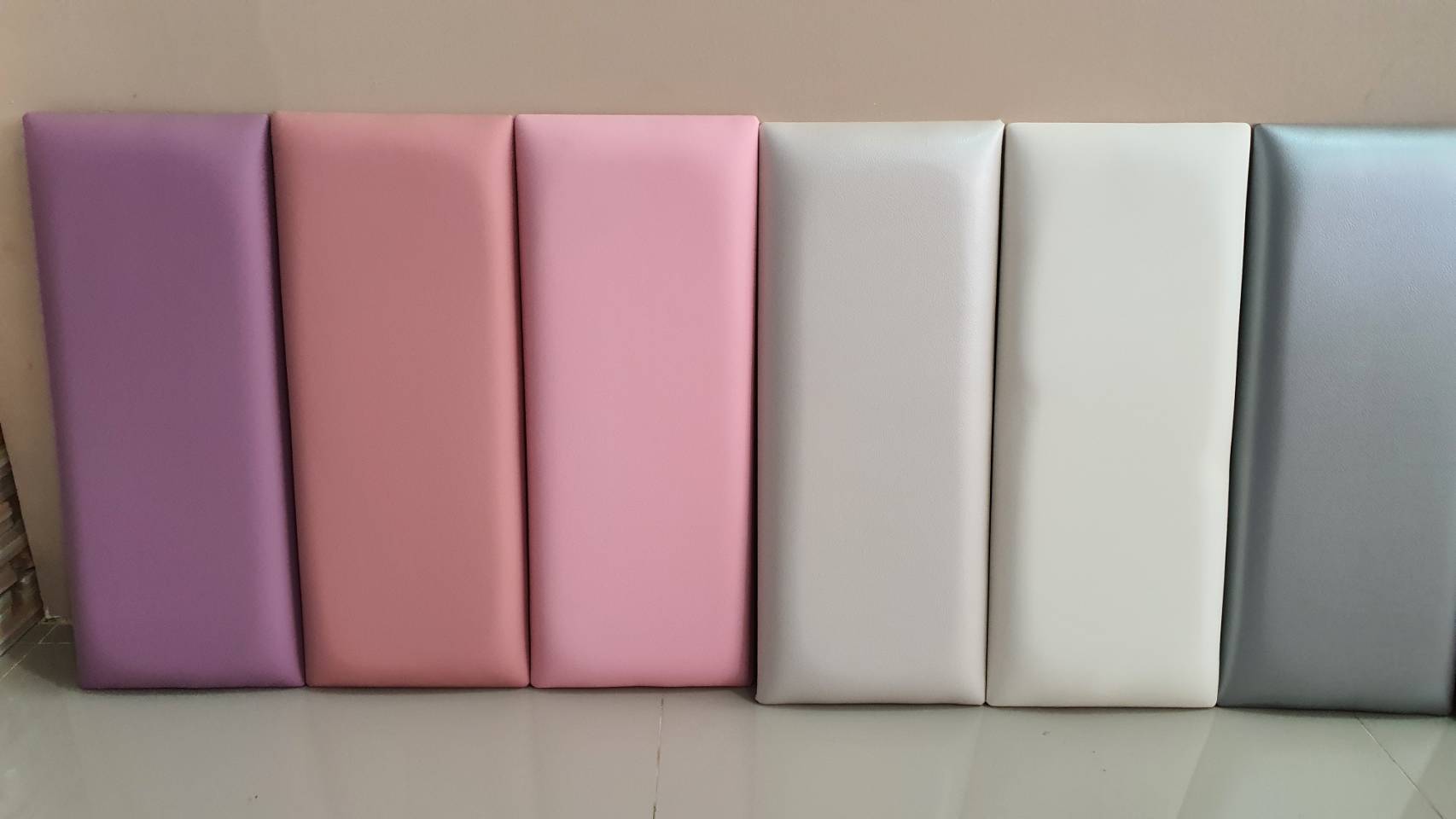 บุผนังกันกระแทก สีพื้น ขนาด 20x50 ซม. หนา 3.3 ซม.