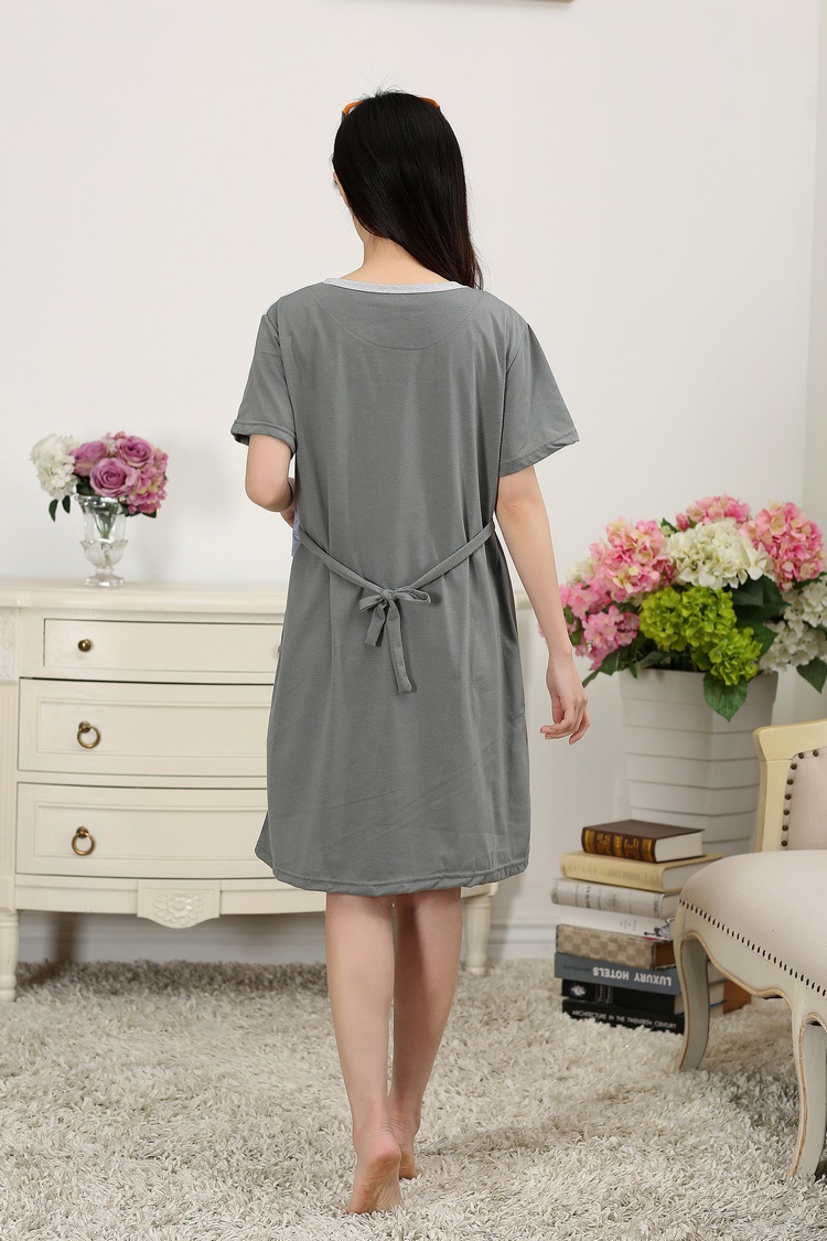 ชุดคลุมท้องเปิดให้นม ลาย M.E. VICTORIA มีสายผูกหลัง น่ารักมากค่ะ