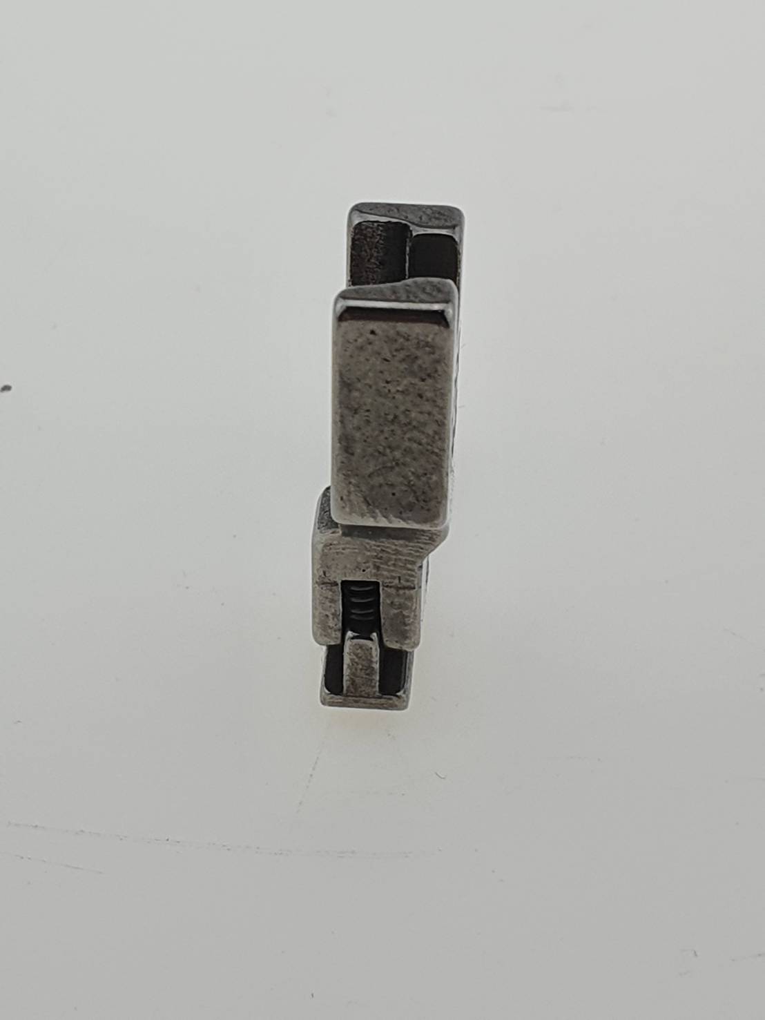 ตีนผีตะเกียบ P363 สำหรับเย็บผ้าในที่แคบ ตีนเล็กใช้งานง่าย วัสดุแข็งแรง ทนทาน