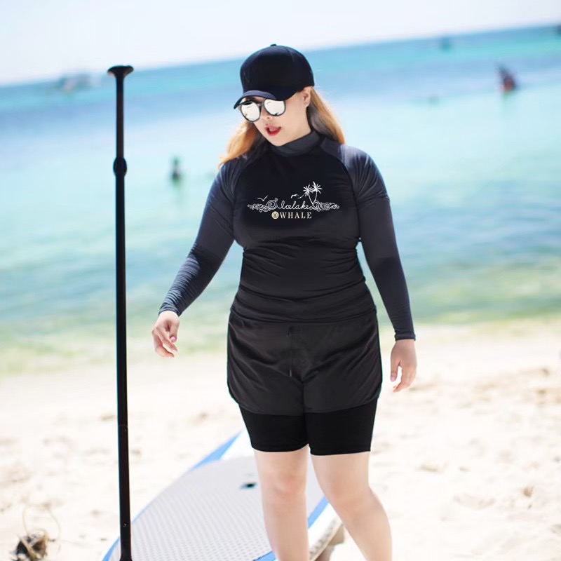 ชุดว่ายน้ำแบบสปอร์ต คนอ้วน 5xl พร้อมส่ง:ชุดว่ายน้ำไซส์ใหญ่สีดำแขนยาว set 5 ชิ้นมีบรา เสื้อคลุมแขนยาว บิกินี่ กางเกงขาสั้น และกางเกงขายาว แบบสวย คุ้มมากๆจ้า : - บรารอบอก 40 - 48 นิ้ว - บิกินี่เอว 36 - 44 นิ้ว // สะโพกเปิด - กางเกงขาสั้นเอว 34 - 44 นิ้ว //