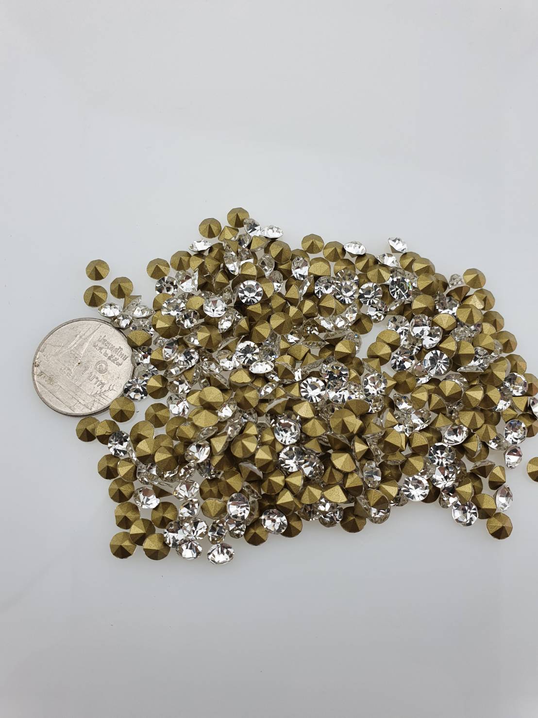 เพชรตูดแหลม เพชรก้นแหลม เพชรเทียม เพชรกระจก เพชรคริสตัล พลอยกระจก สีขาว สีใส ขนาดต่างๆ