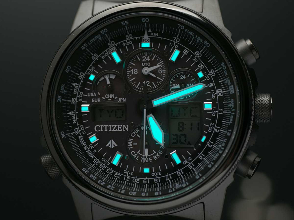 Citizen JY8025-59E นาฬิกาข้อมือผู้ชาย Promaster SKY Titanium Atomic World Time Chronograph Japan Men's Watch