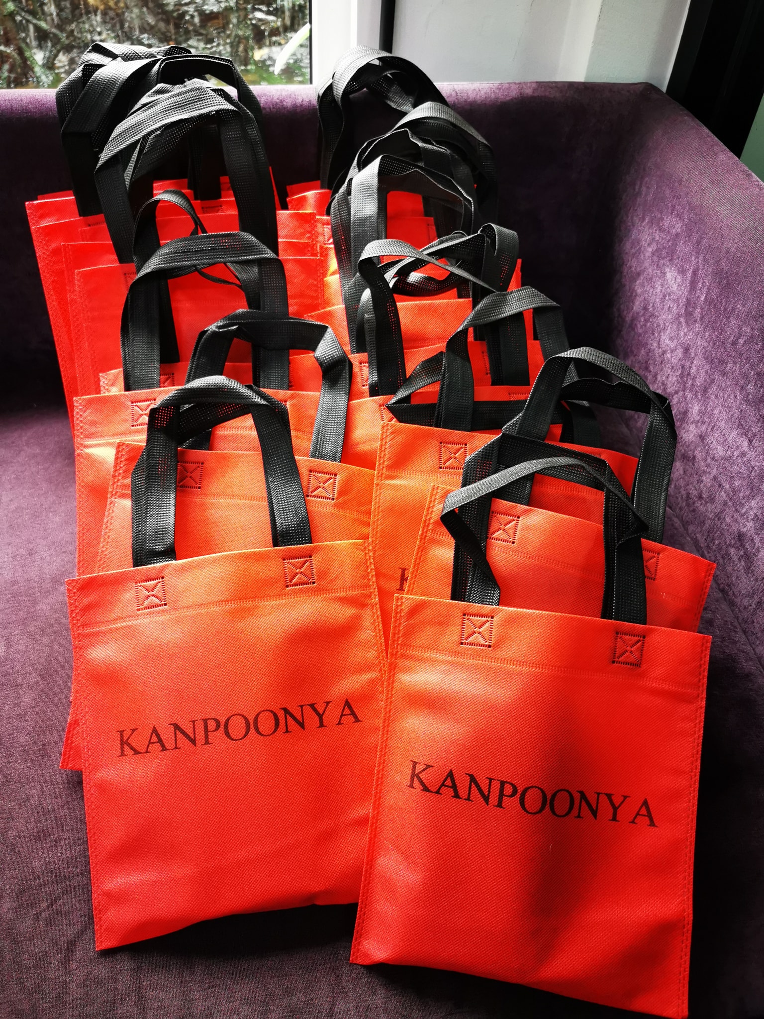 ถุงผ้าสปันบอนด์ งานช๊อต แบบหูหิ้ว Made To Order