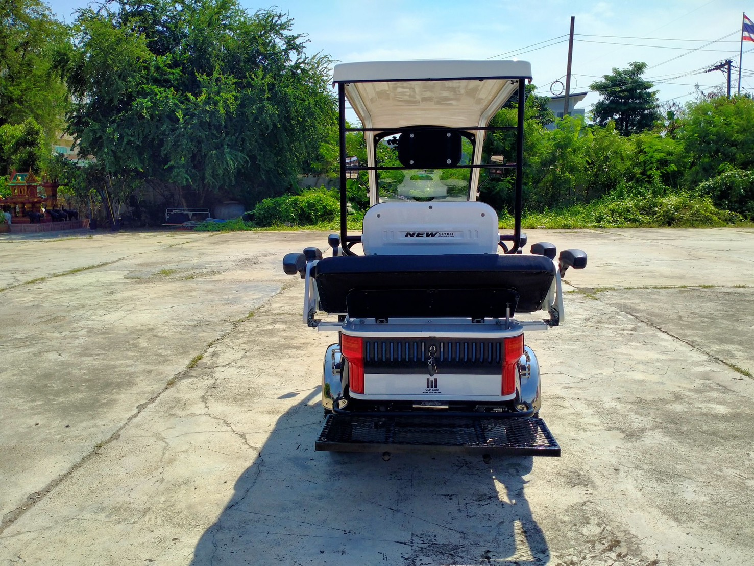 รถไฟฟ้า 4 ล้อ 6 ที่นั่ง (คนไซส์ใหญ่) รุ่น M-01ฺB BIG PLUS ยี่ห้อ CLP CAR ขับแฮนด์บิด