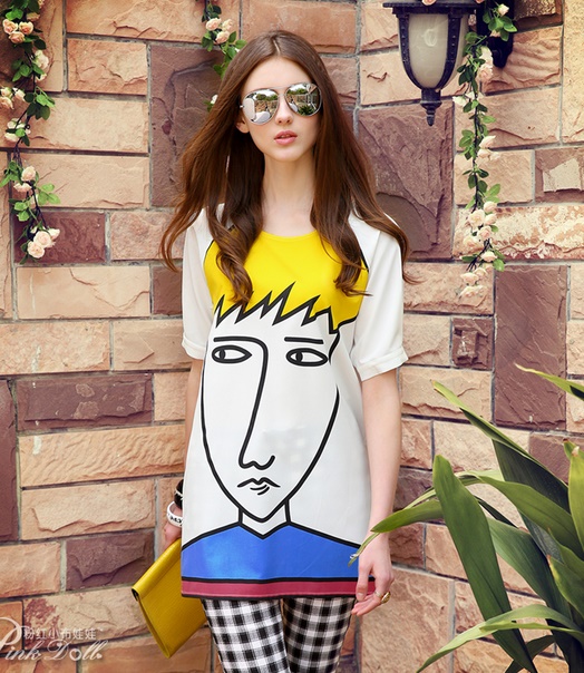 ((พร้อมส่ง)) เสื้อผ้าแฟชั่นผู้หญิง : เสื้อแฟชั่นสีขาว แต่งลายการ์ตูนด้านหน้า สีสันสดใส เก๋ เก๋ ดีจ้า