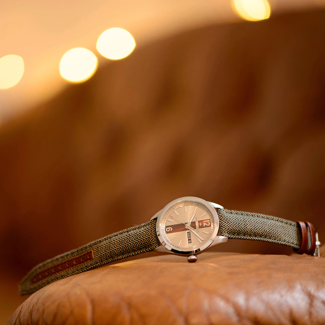 Hamilton H43311985 นาฬิกาผู้ชาย BROADWAY DAY DATE QUARTZ Men's Watch