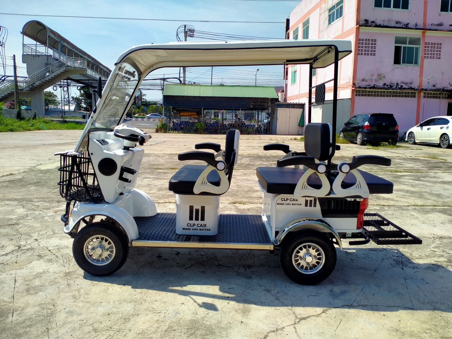 รถไฟฟ้า 4 ล้อ 6 ที่นั่ง (คนไซส์ใหญ่) รุ่น M-01ฺB BIG PLUS ยี่ห้อ CLP CAR ขับแฮนด์บิด