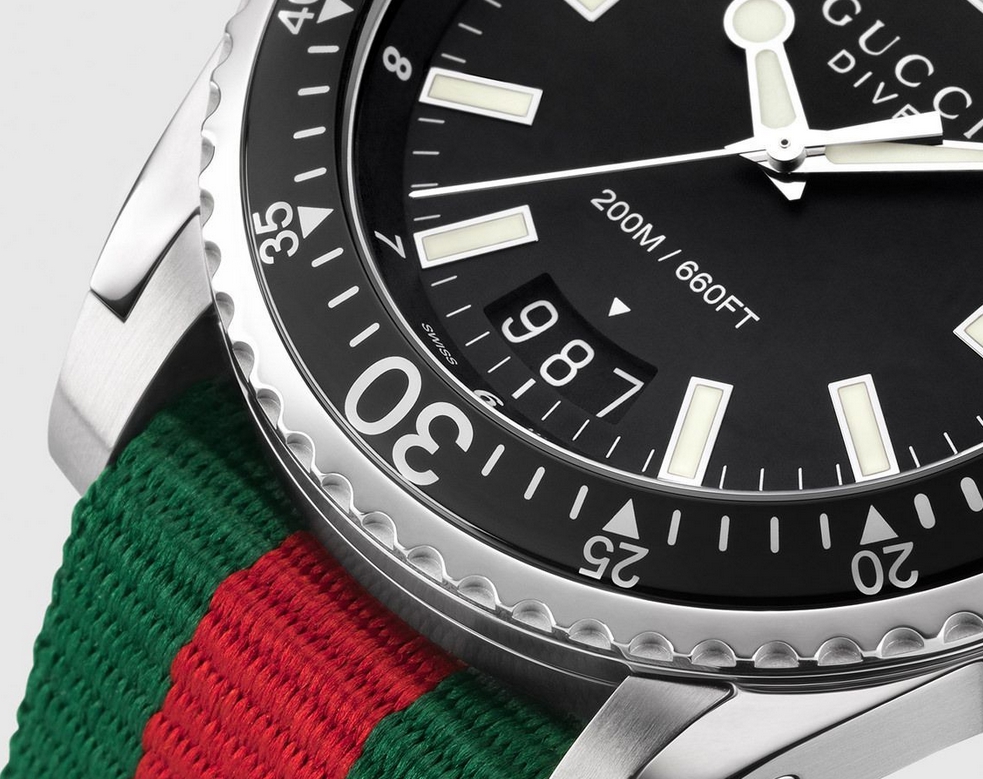 Gucci YA136206 นาฬิกา Dive Quartz 45mm Men's Watch