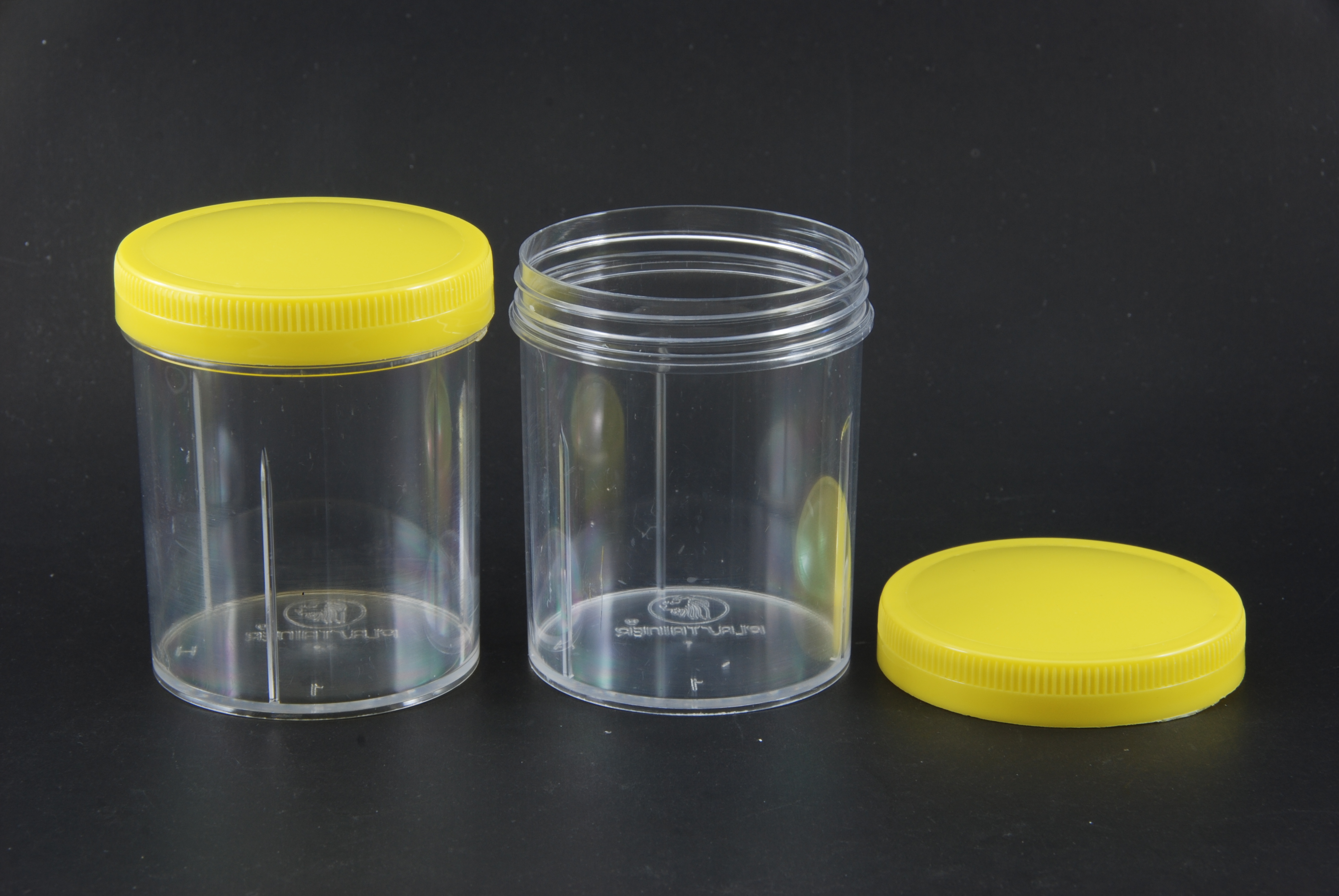 # ขวดขี้ผึ้ง