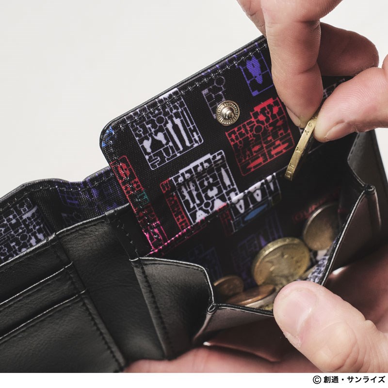 [PRE-ORDER] MOBILE SUIT GUNDAM SEED FREEDOM GUNPLA DESIGN WALLET โมบิลสูท กันดั้มซี้ด กระเป๋าสตางค์แบบพับครึ่ง นำเข้าจากญี่ปุ่น 機動戦士ガンダム