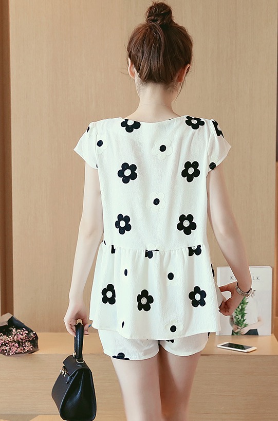 ชุดเสื้อ+กางเกงคนท้อง ผ้าชีฟอง ลายดอกไม้ 3มิติ กางเกงมีสายปรับขนาดภรรภ์ M,L,XL,XXL