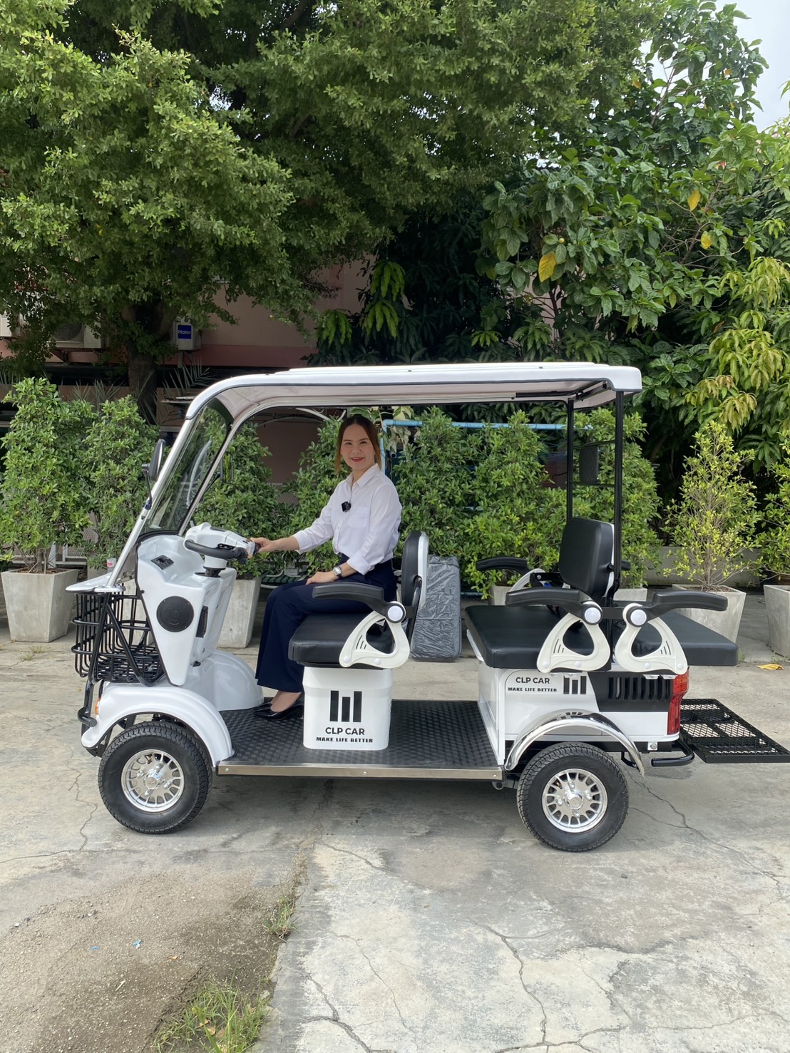 รถไฟฟ้า 4 ล้อ 6 ที่นั่ง (คนไซส์ใหญ่) รุ่น M-01ฺB BIG PLUS ยี่ห้อ CLP CAR ขับแฮนด์บิด