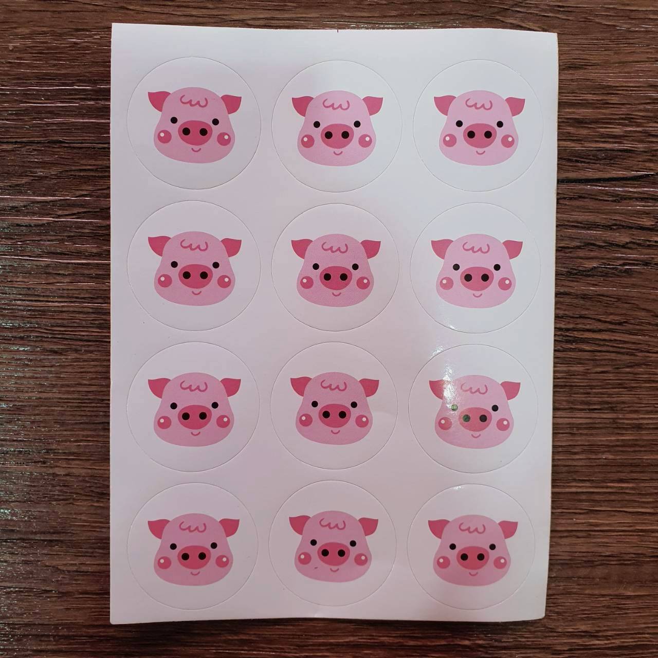 สติ๊กเกอร์ปิดถุงขนม ถุงคุ๊กกี้ ขนาดดวงละ 3.5 ซม. แพ็คละ 96 ดวง