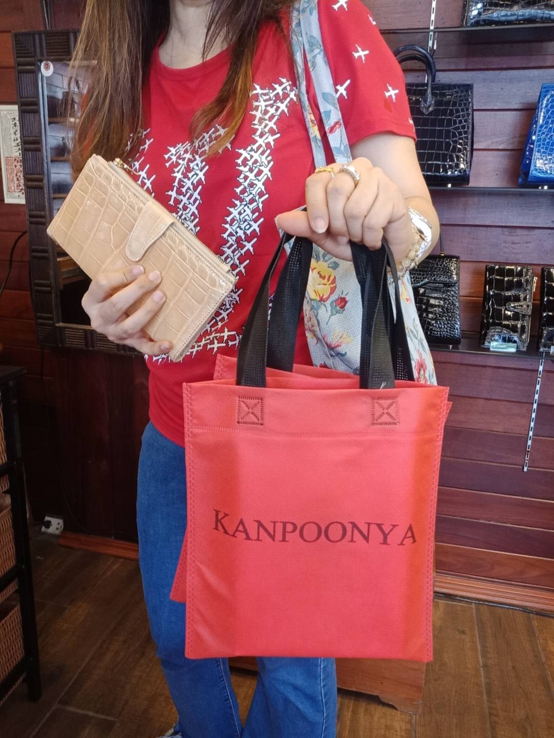 ถุงผ้าสปันบอนด์ งานช๊อต แบบหูหิ้ว Made To Order