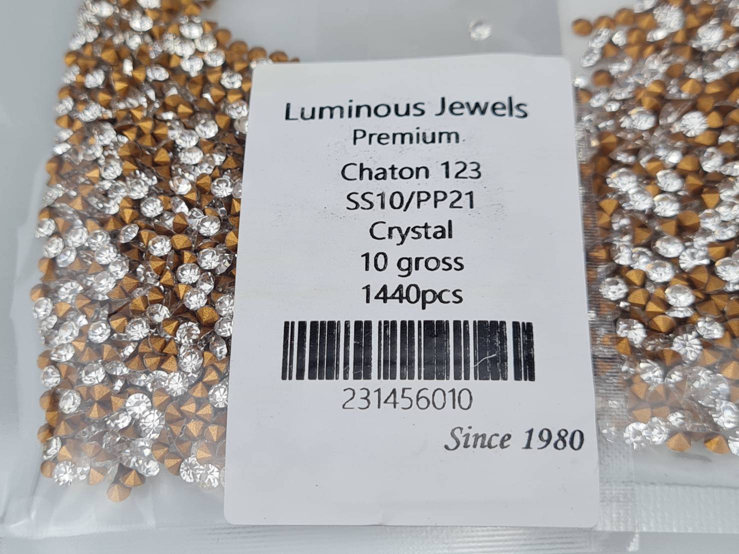 เพชรชวารอฟกี้ คริสตัล Luminous Austrian Crystal ก้นแหลมเกรดพรีเมี่ยมสำหรับงานเครื่องประดับตกแต่ง