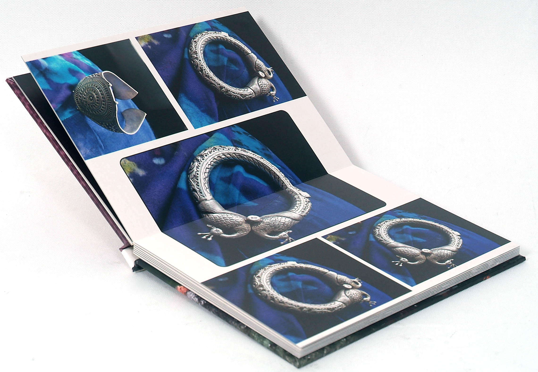 PhotoBook ขนาด 8x10 นิ้ว แนวตั้ง 20หน้า ปกแข็งพิเศษ เคลือบร้อน