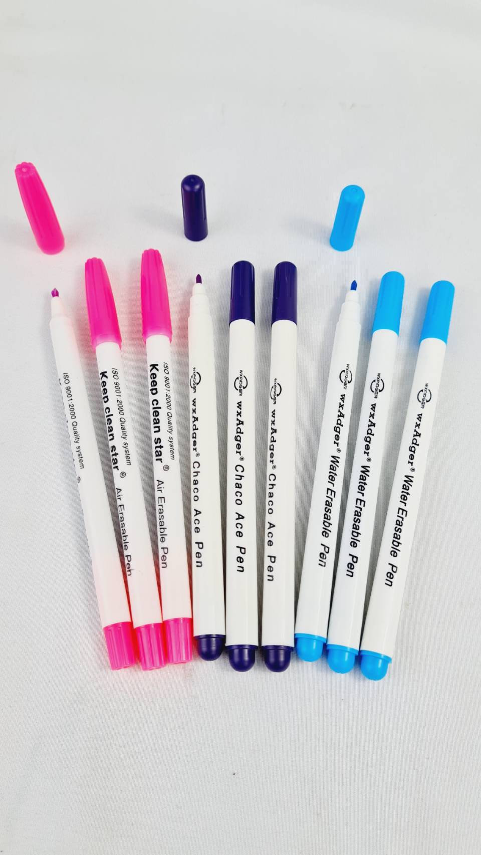 ปากกาเขียนผ้าลบด้วยน้ำ เขียนผ้า เขียนง่าย ลบง่าย ไม่เลอะผ้า ปากกาลบด้วยน้ำ ปากกาเขียนผ้า ใช้เขียนผ้า เขียนเส้นสำหรับตัดผ้า