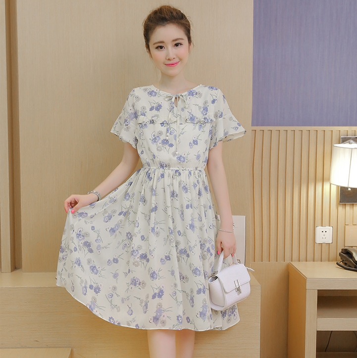 ชุดคลุมท้องแขนระบาย ผ้าชีฟองมีซับใน มีเชือกผูกที่คอ ช่วงเอวเป็นยางยืด น่ารักค่ะ M L XL