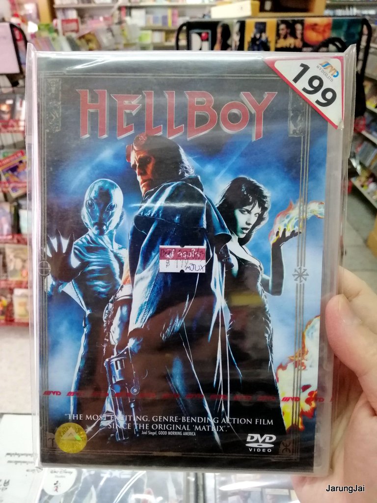 dvd หนัง hellboy ภาค 1 เสียงไทย และ อังกฤษ แผ่นสะสม ลดราคาพิเศษ เฮลล์บอย ฮีโร่พันธุ์นรก