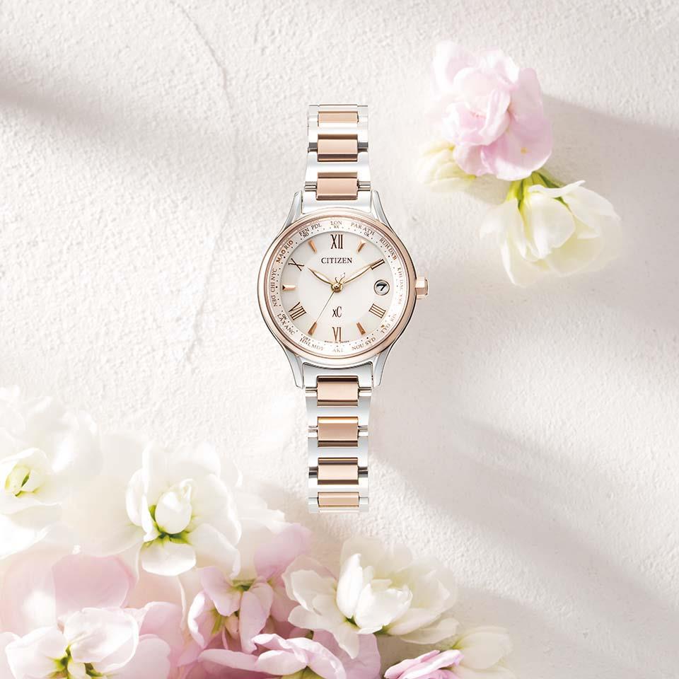 Citizen EC1165-51W นาฬิกาผู้หญิง xC Radio-Controlled Eco-Drive Titanium Women's Watch