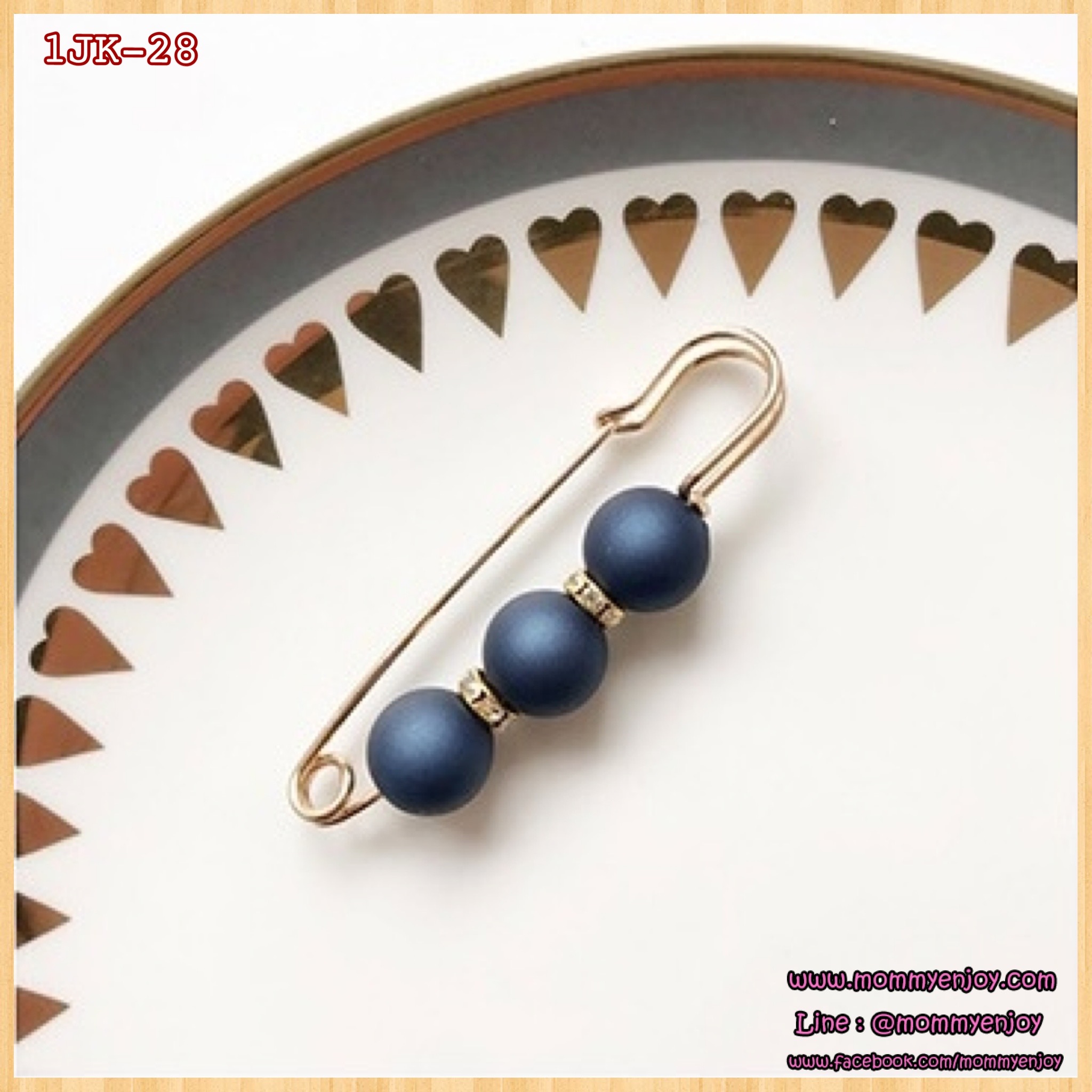 เข็มกลัดติดชุด สวย หรู ดูดี มีให้เลือกหลายสิบแบบ น่ารัก กันสารพัดเลยจร้าา ชุด สไตล์วินเทจ