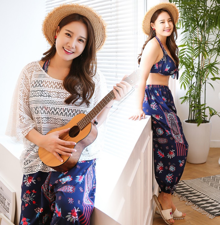 ชุดว่ายน้ำคนอ้วน ชุดเที่ยวทะเล 4xl พร้อมส่ง:ชุดว่ายน้ำไซส์ใหญ่สีน้ำเงินแต่งลายดอกไม้มีสายผูกที่คอ set 4 ชิ้นมีบรา กางเกงขาสั้น กางเกงขายาวและเสื้อคลุมแบบเก๋น่ารักมากๆจ้า:รายละเอียดไซส์คลิกเลยจ้า