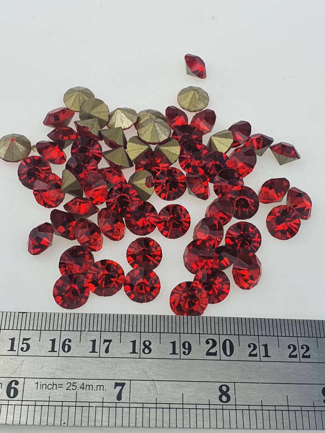 เพชรคริสตัลก้นแหลมขนาด 8 มิลลิเมตร (SS38) เพชรคริสตัลสำหรับงานเครื่องประดับ Crystal จำนวน 288 เม็ด