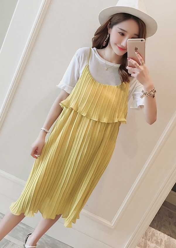 เอี๊ยมกระโปรง+เสื้อ เอี๊ยมคลุมท้องยาว อัดพรีททั้งชุด เป็นระบาย 2ชั้น สวยมากค่ะ M L XL XXL