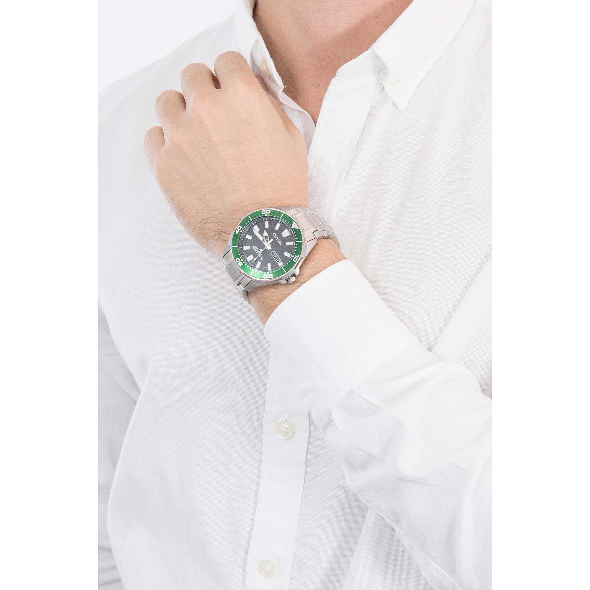 Citizen NY0071-81E นาฬิกาผู้ชาย Promaster Marine Automatic Divers Super Titanium Men's Watch