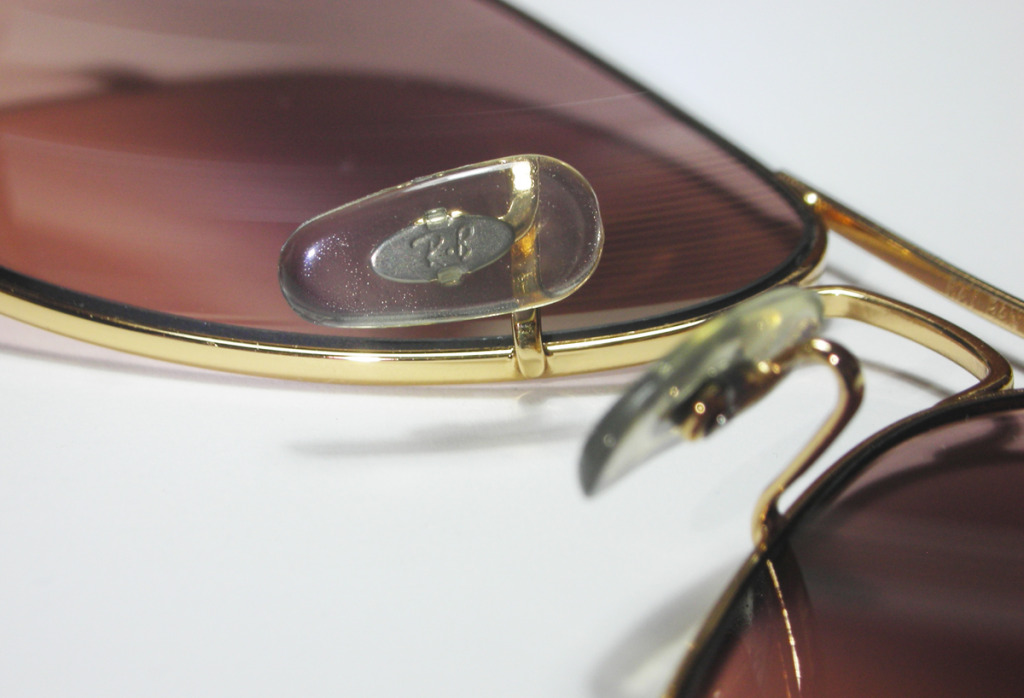 แป้นจมูก RAYBAN แท้ 100% แบบหนีบ (สีใส โลหะเงิน)