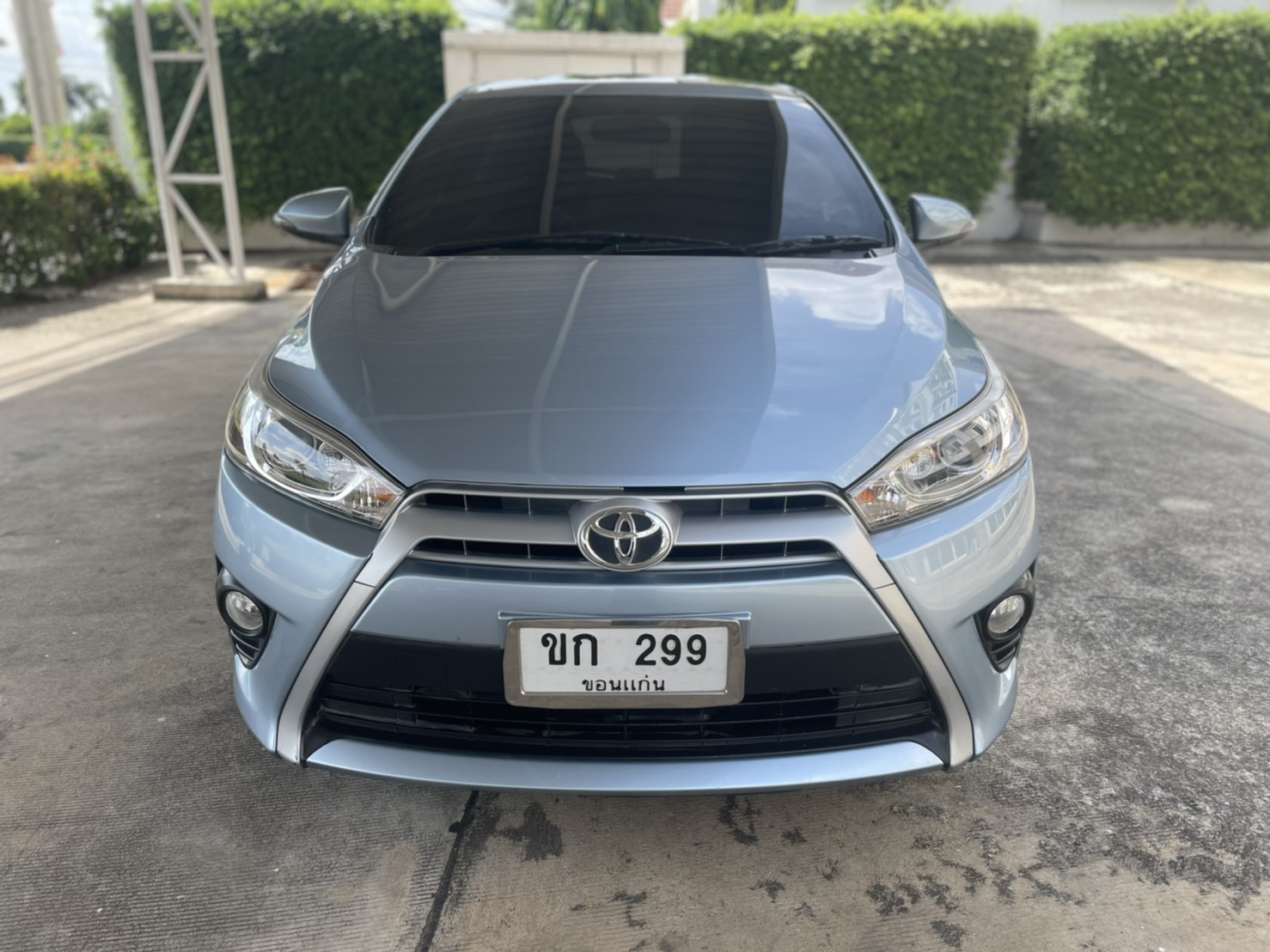 Toyota Yaris 1.2G AT 2013