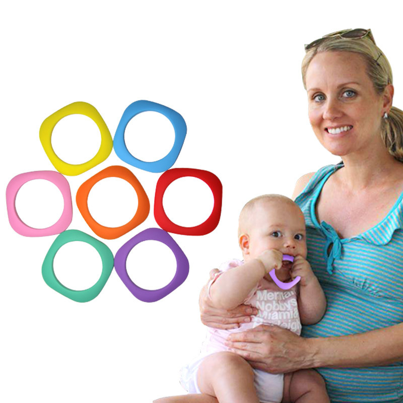 ยางกัดซิลิโคน รูปวงกลม คล้องมือได้ มัมมาบับบา Mummabubba