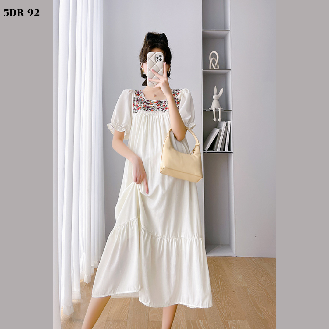 ชุดคลุมท้องแฟชั่นเกาหลี ช่วงอกไหมพรมโครเชต์ ลายน่ารัก รุ่นแถบใหญ่ สวยมาก ช่วงอื่นเป็นผ้าชีฟอง เบาสบายใส่แล้วไม่ร้อน มีซับใน M L XL XXL