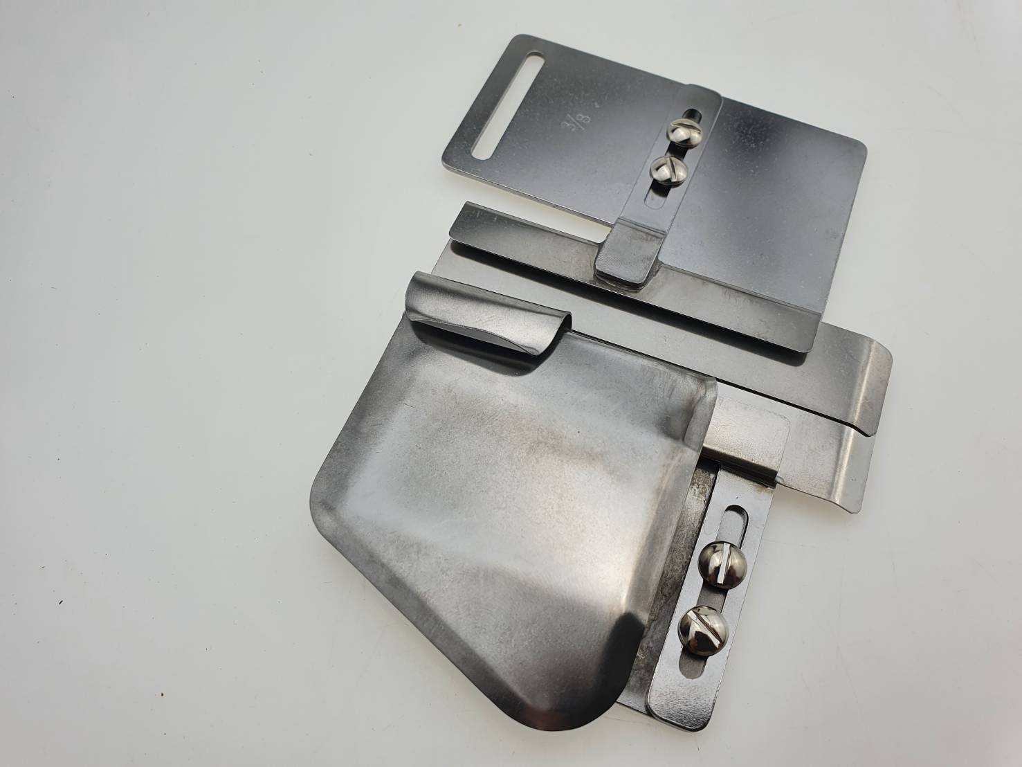 ซองเย็บซิบสำหรับงานเย็บซิบกระเป๋า ต่อผ้ากับซิบใช้งานง่ายสะดวกมาก สามารถปรับซ้ายขวาได้