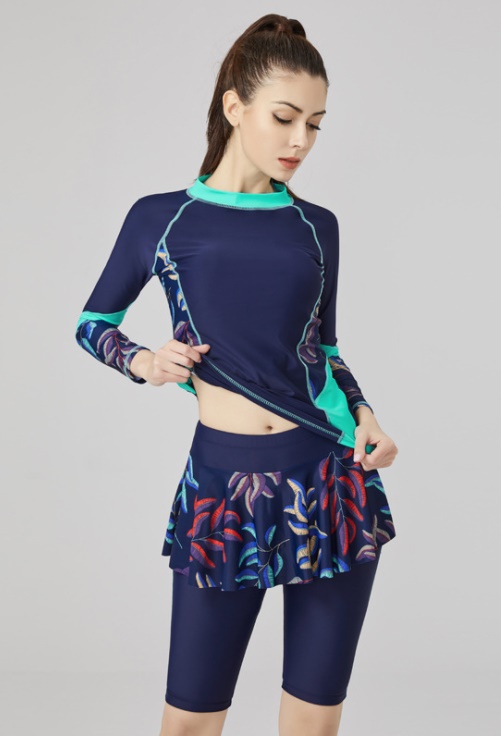 ชุดว่ายน้ำคนอ้วน แบบสปอร์ต 6xl พร้อมส่ง:ชุดว่ายน้ำไซส์ใหญ่สีน้ำเงินแขนยาวตัดขอบเขียวลายกราฟฟิก มาพร้อมกางเกงแต่งกระโปรงระบาย แบบสวยมากๆจ้า:รอบอก40-52นิ้ว เอว34-48นิ้ว สะโพก46-58นิ้ว