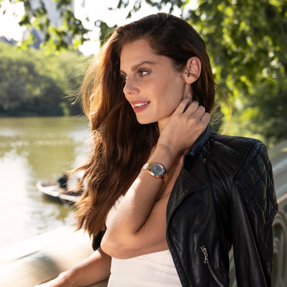 Bulova 97P156 นาฬิาผู้หญิง Surveyor Diamond Quartz Women's Watch