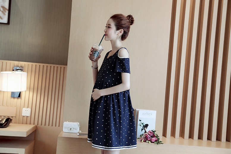 เดรสคนท้องเปิดไหล่ ใส่สบายผ้าเย็น เนื้อละเอียด สีน้ำเงิน navy blue น่ารักมากค่ะ M,L,XL,XXL