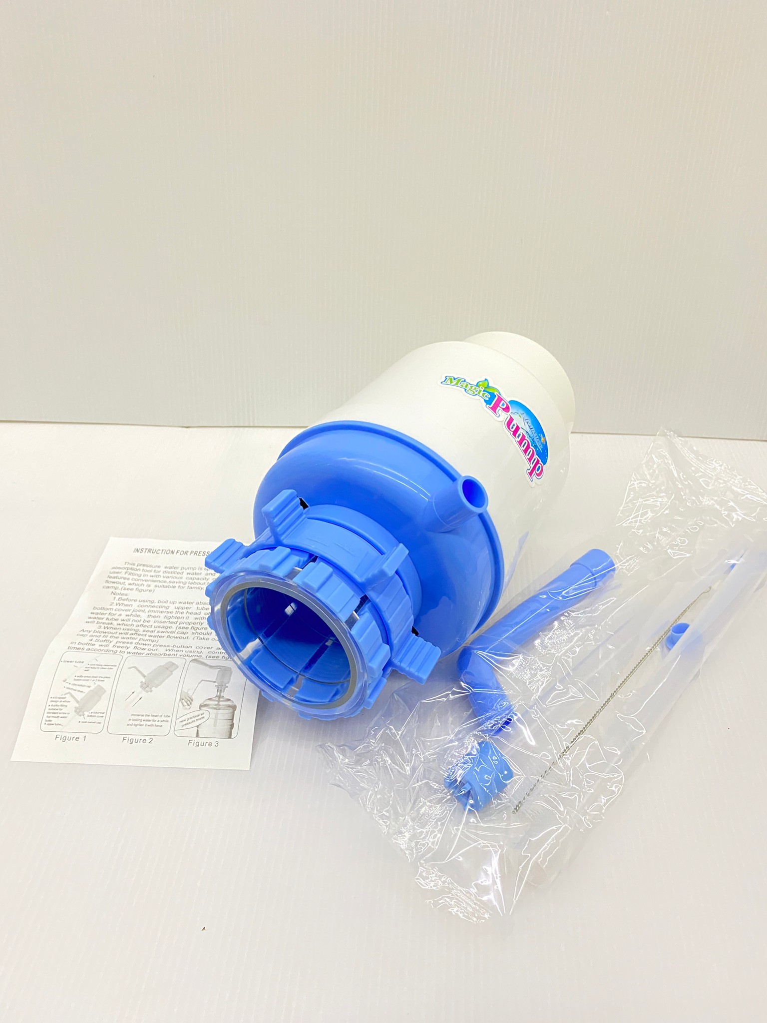 Elegance Magic Pump ปั๊มน้ำถัง พกพาได้แบบมือกด รุ่น EG4459 ใช้ได้กับถังน้ำดื่มทั่วไป (สีฟ้า) ของแท้100%