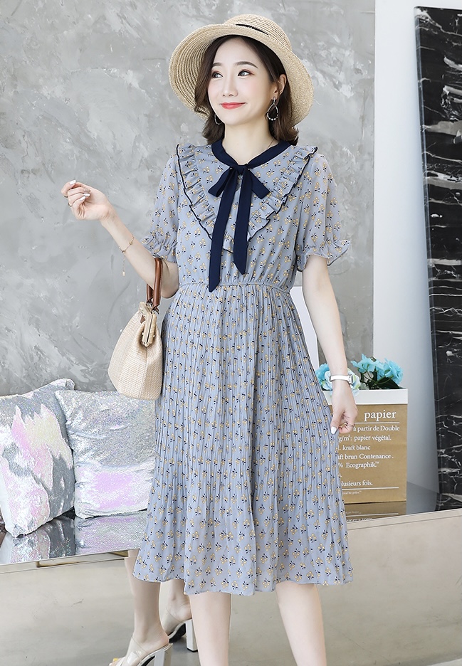 เดรสคลุมท้องแฟชั่น ผ้าชีฟอง ปลายแขนระบาย ผูกโบว์ที่คอ ช่วงกระโปรงเป็นพรีท สวยมากค่ะ M L XL XXL