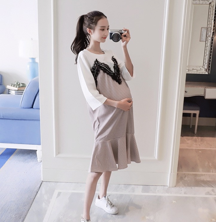 เดรสคลุมท้องแฟชั่น แขน4ส่วน ประดับลูกไม้ที่ช่วงอก ด้านล่างลายสก๊อต ปลายระบาย น่ารักมาก M L XL XXL