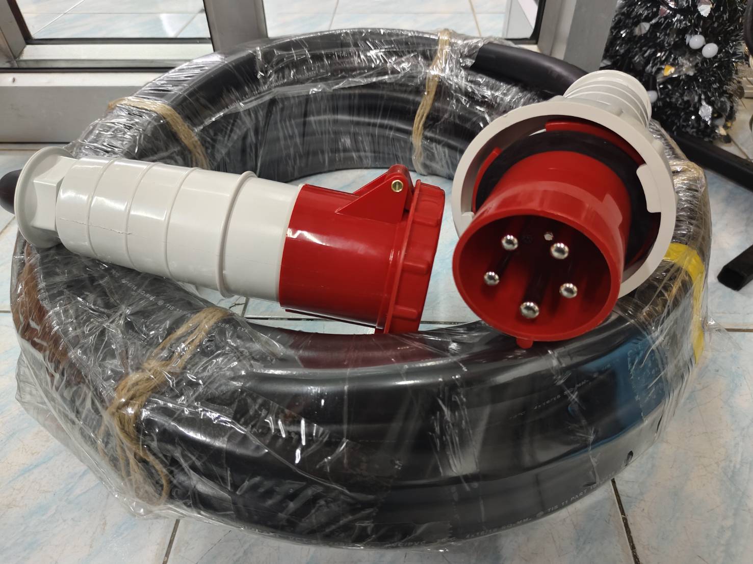 สายไฟ 5x16 5เส่น ยาว50 เมตร 60แอมป์