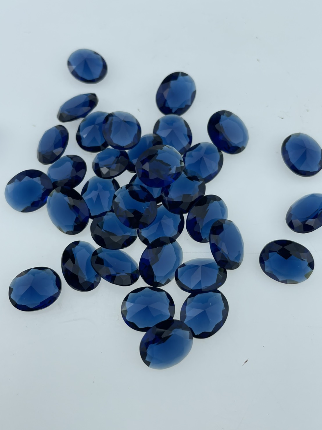 CZ Glass stone แก้ว จิวเวลรี่ เนื้อละเอียดเกรดสูงสำหรับงานเครื่องประดับ ตัวเรือน องค์พระมีหลากหลายรูปทรงและขนาด