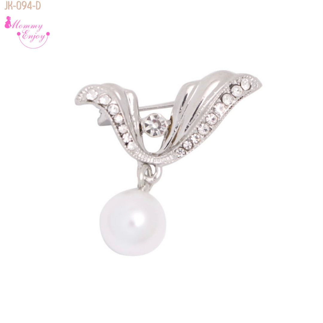 เข็มกลัดติดชุด สวย หรู ดูดี มีให้เลือกหลายสิบแบบ น่ารัก กันสารพัดเลยจร้าา Set VV