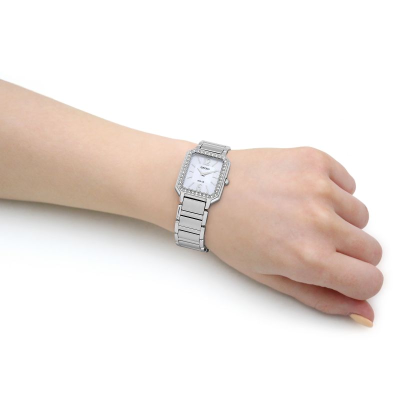 Seiko SUP465P1 นาฬิกาผู้หญิง Solar Women's Watch