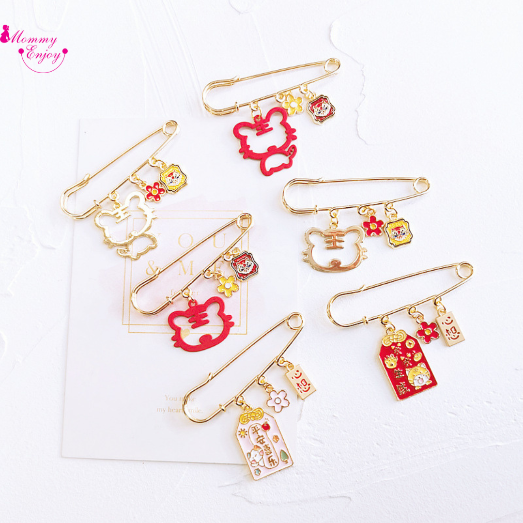 เข็มกลัดติดชุด เข็มกลัดคนท้อง ติดเพื่อความสวย หรือติดเพื่อความเชื่อก็ได้ น่ารักลงตัว set big cat